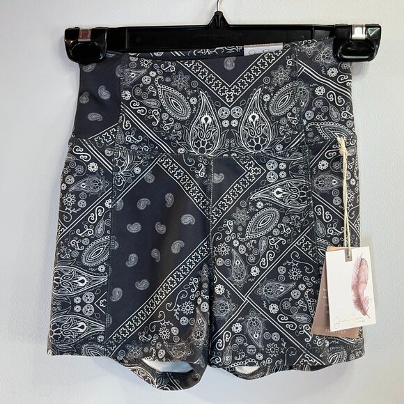 Jessica Simpson Sportswear Women's Tummy Control Hottie Short - Size XS - NWT - Picture 3 of 5